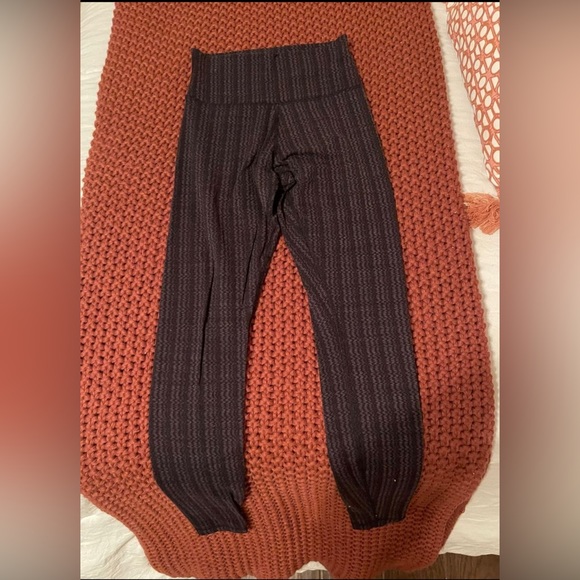 Lululemon Align Leggings! - Picture 2 of 2